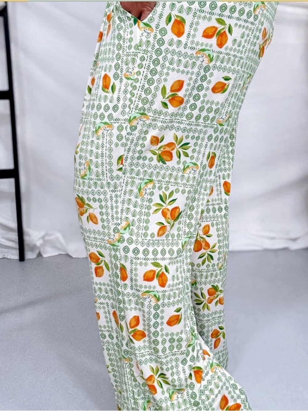 Dear Scarlett Women's Orange Fruit Print  Relaxed Pantsuit - Picture 5 of 10